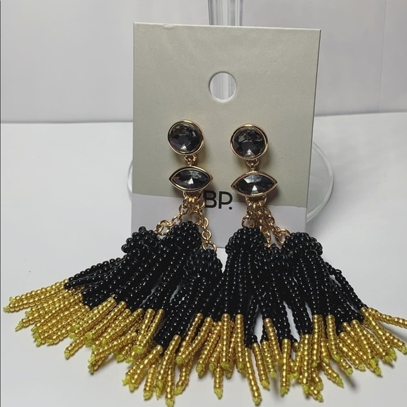 Gold and black dangling BP earrings - Picture 2 of 2